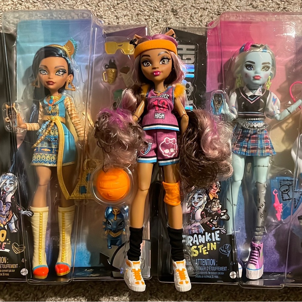 NIB Monster High G3 3-Doll Bundle (FRANKIE, CLEO, & CLAWDEEN)